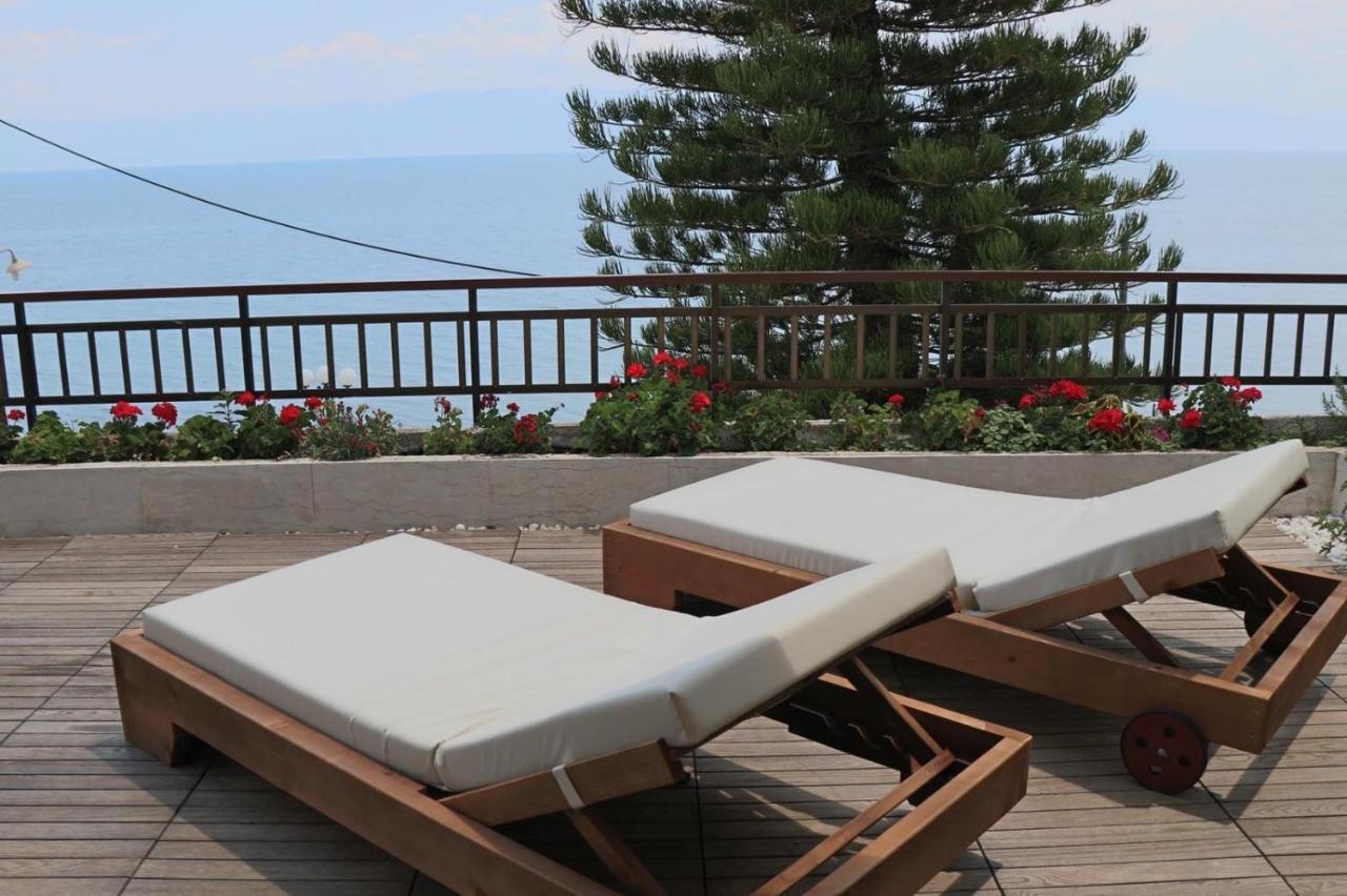 5 Meters From The Beach Chrani Exterior photo